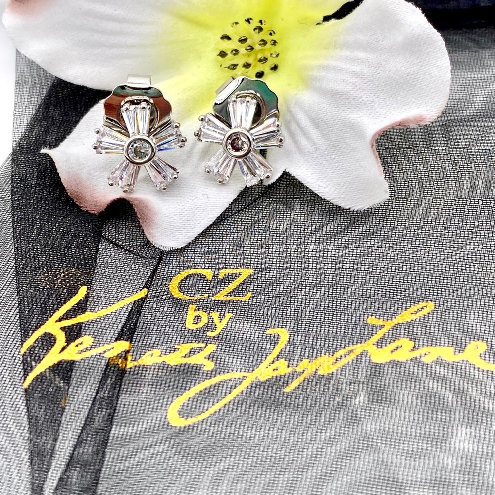 NWT Kenneth Jay Lane Baguette Flower Earrings - Picture 7 of 14